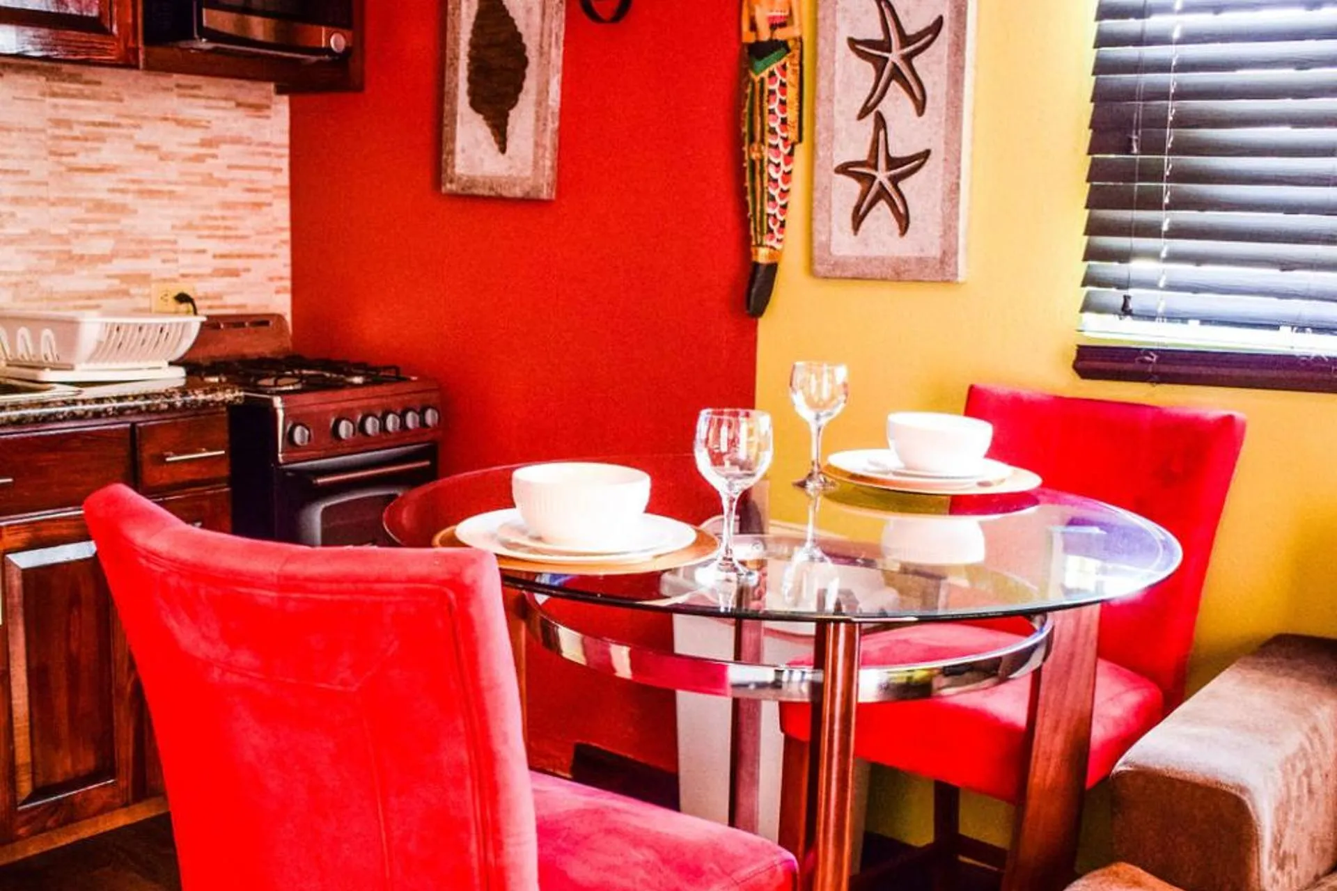 Brownstone Guesthouses Seabeach