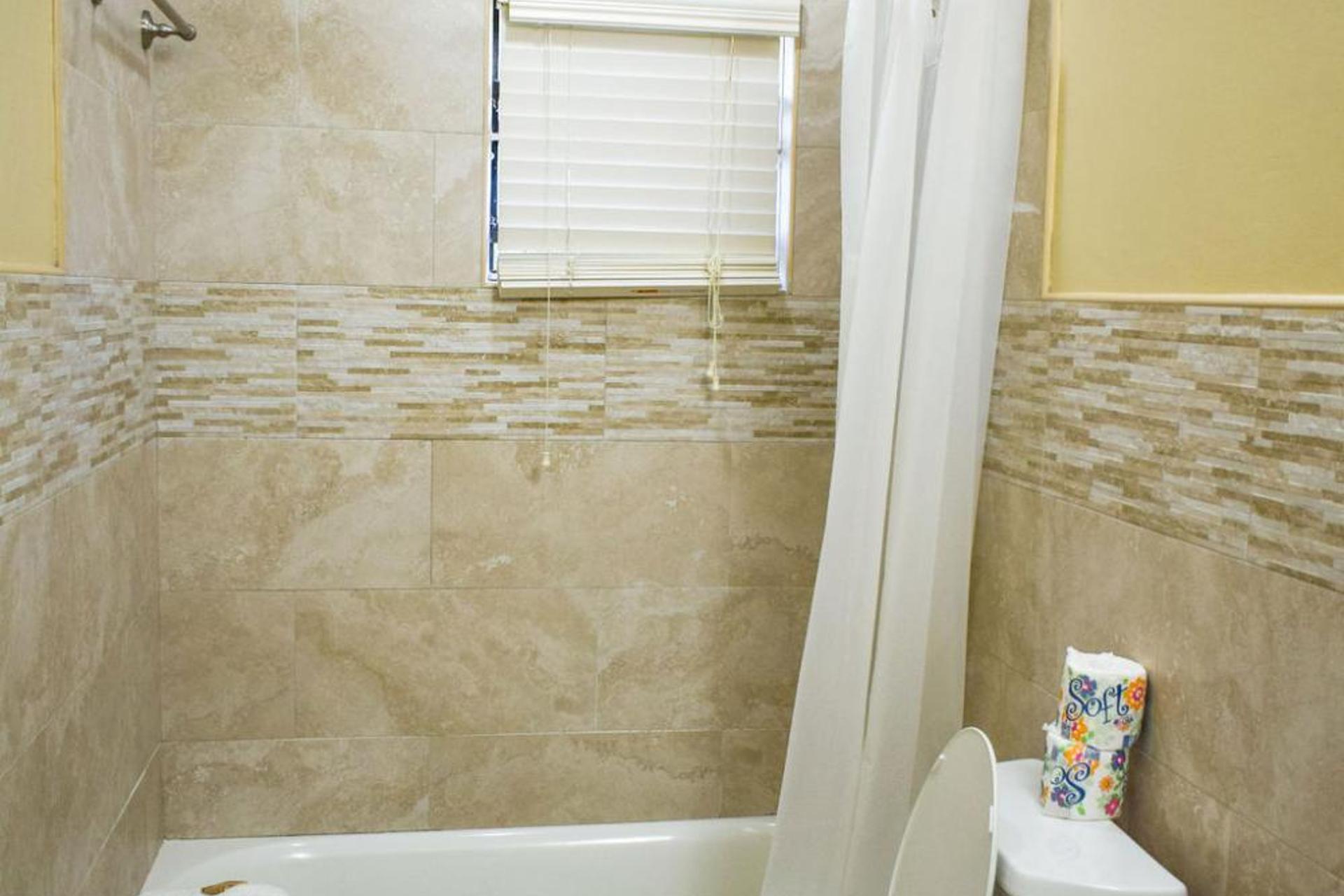 Brownstone Guesthouses Seabeach