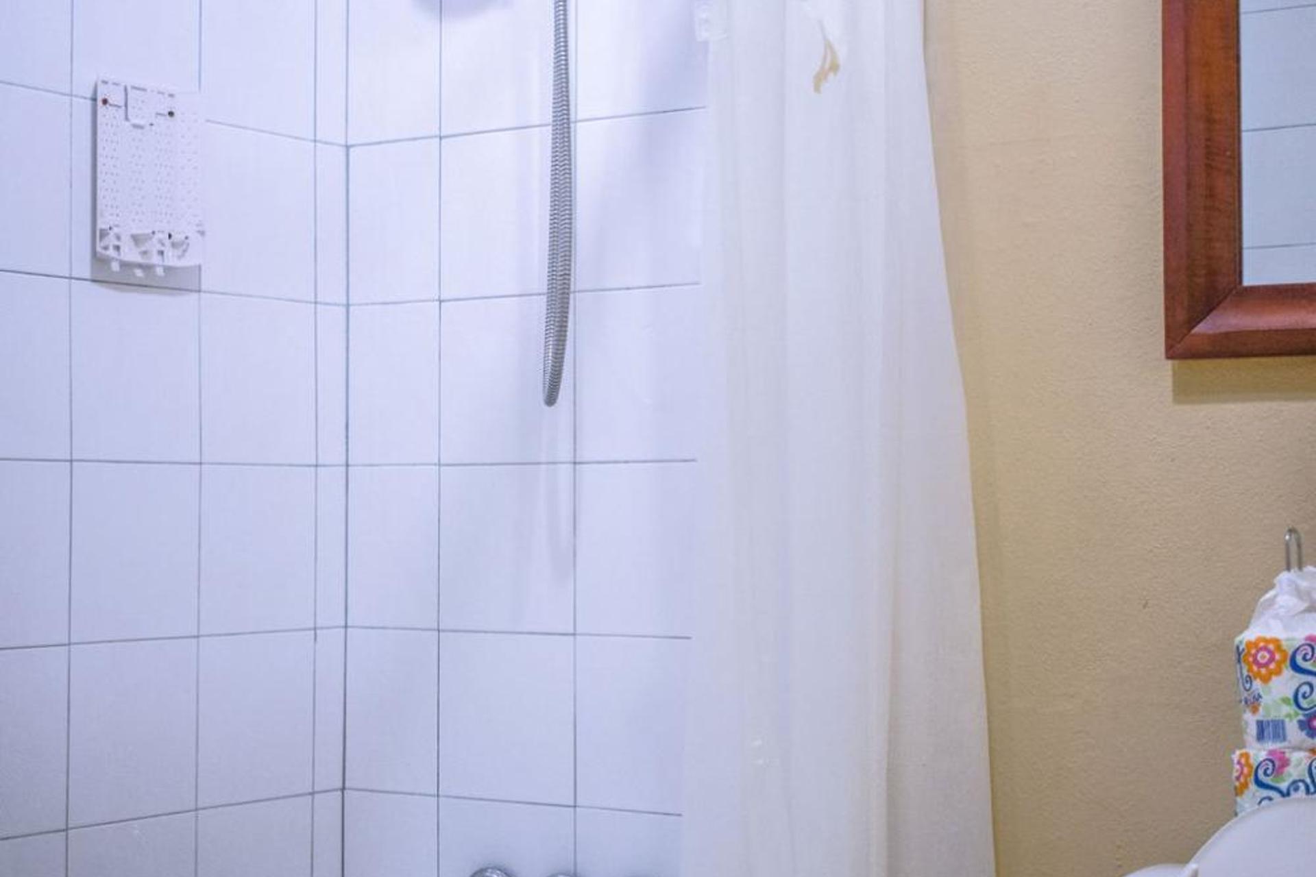 Brownstone Guesthouses Seabeach