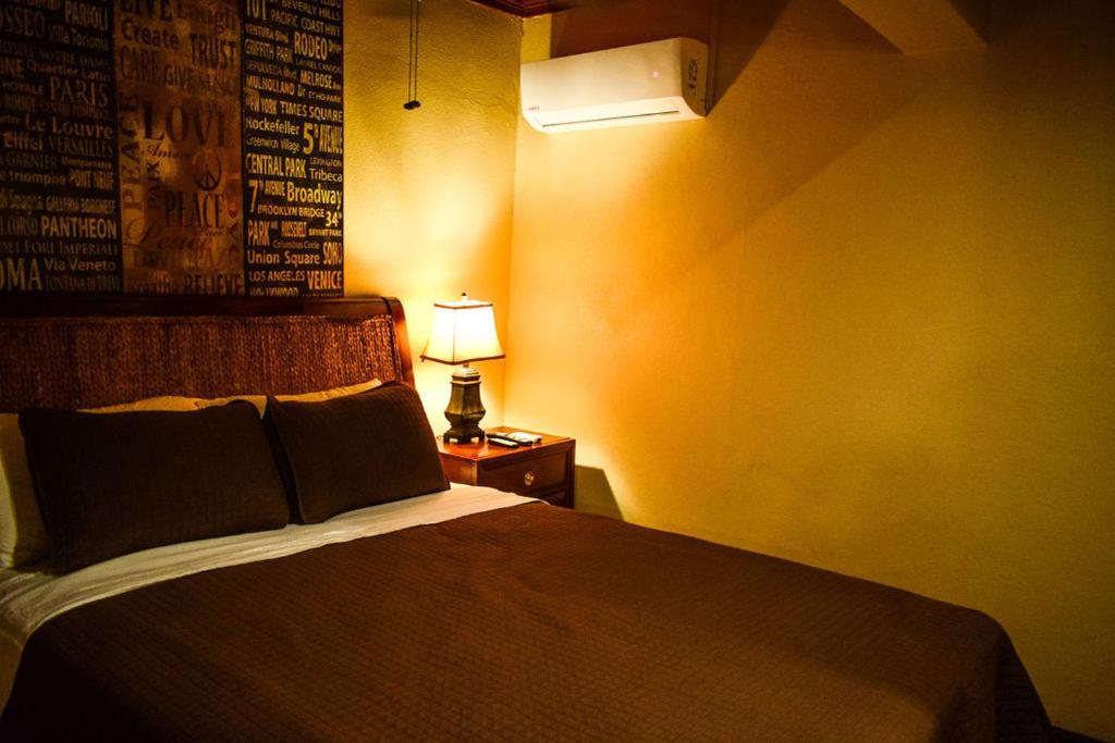 Brownstone Guesthouses Seabeach